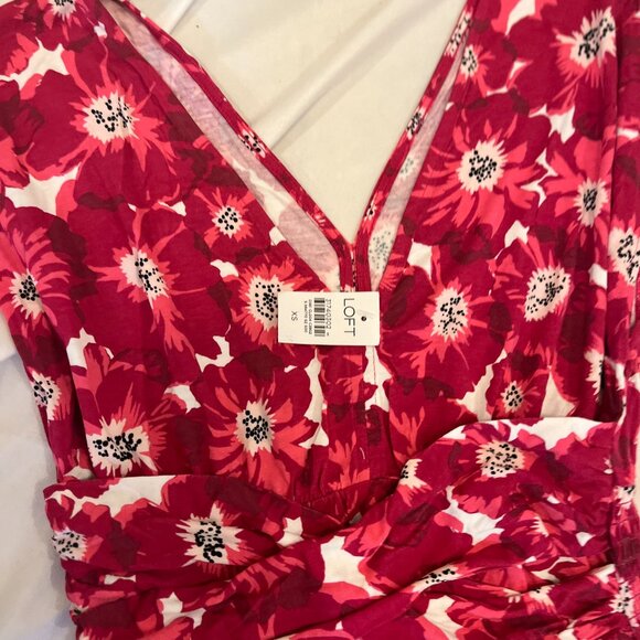NWT LOFT Beach Cover up. Size SX. Elastic band on waist. Print. - Picture 6 of 8